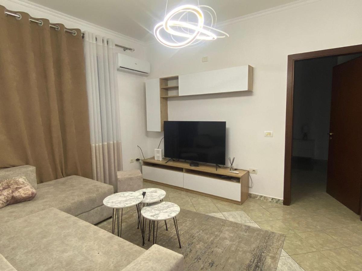 Guest House Open Room Durrës Exteriör bild